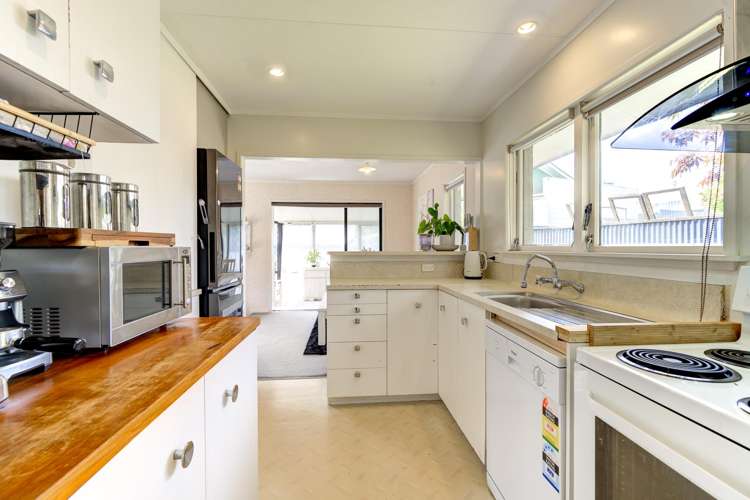 9 Glendale Drive Dinsdale_8