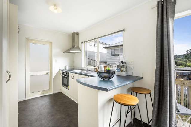 2/66 Spinella Drive Bayview_1