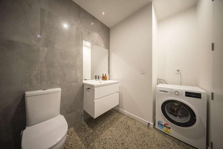 60 Takitimu Avenue Te Anau_30