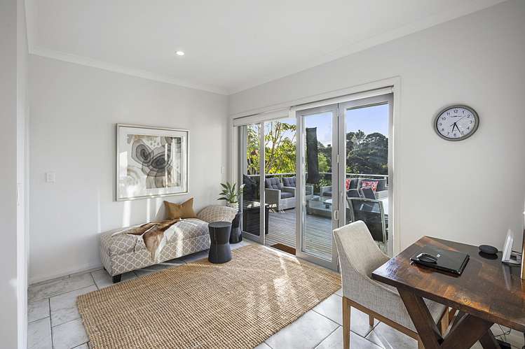 361a Ridge Road Paremoremo_8