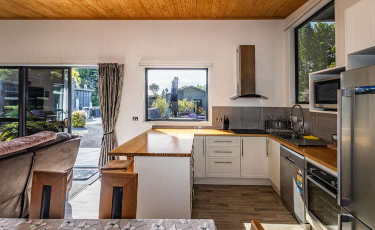 1 and 3 Tiffany Place Ohakune_1