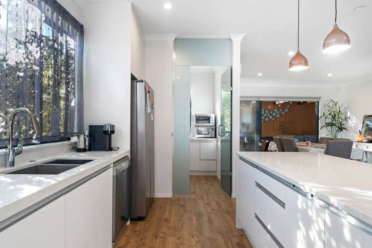 15 Eric Gifford Drive Ranui_10