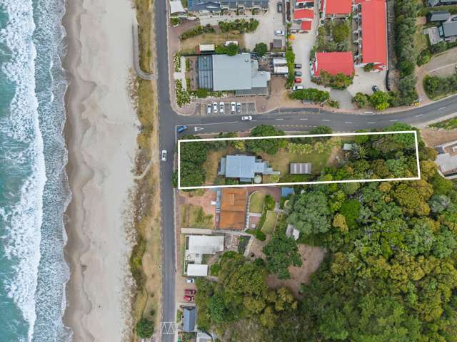 31 The Strand Onetangi_1