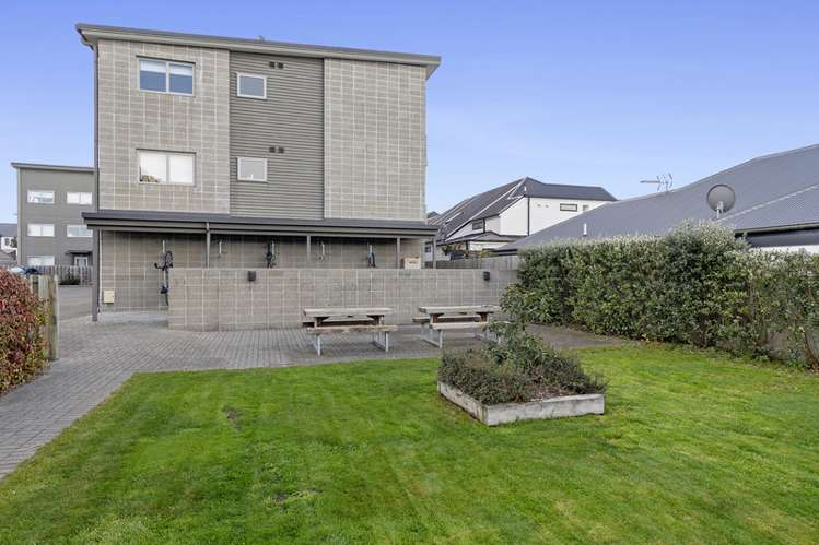 B6/101 Caledonian Road Saint Albans_7