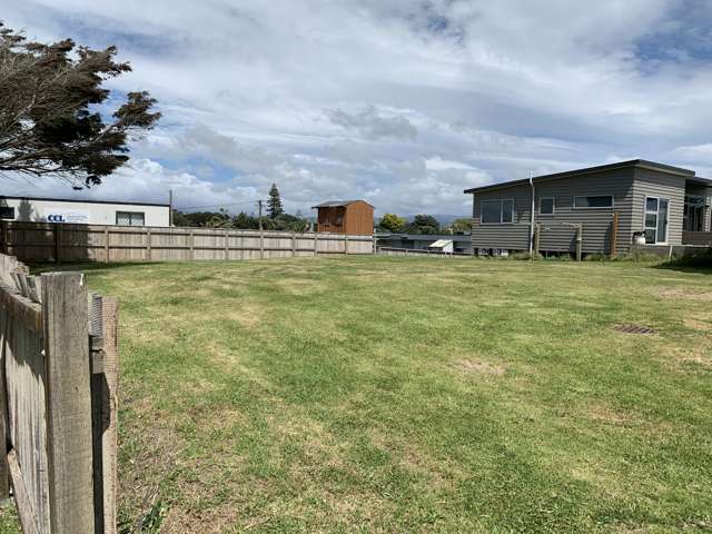 64a Marine Parade Otaki Beach_2