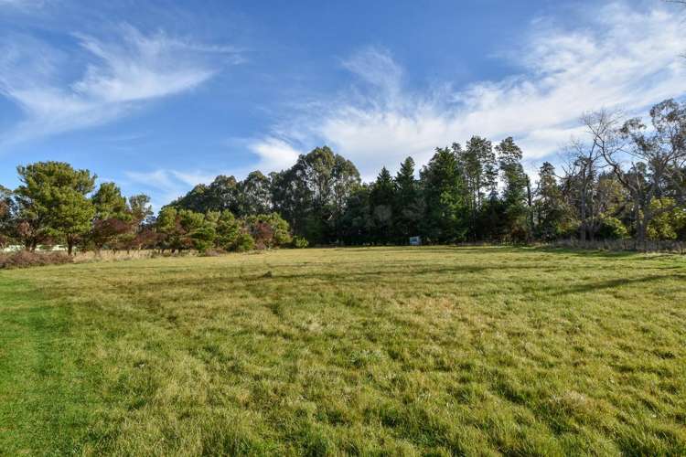 114 Tararua Drive_0