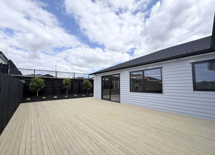 389 Te Taruna Drive Milldale_24