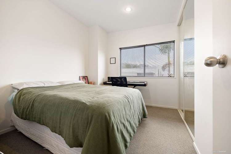 35/21 Hunters Park Drive Three Kings_7