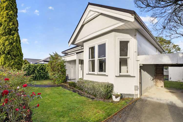 672 Worcester Street Linwood_15