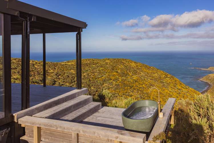 74 Te Wai Komaru Way Makara_12