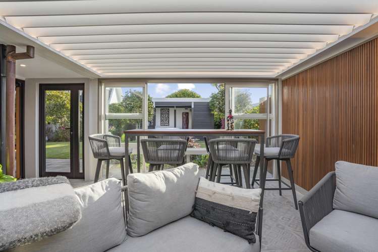 81 Queens Grove Hutt Central_18