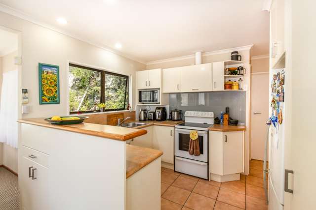 10 Karaka Road Bluff Hill_1