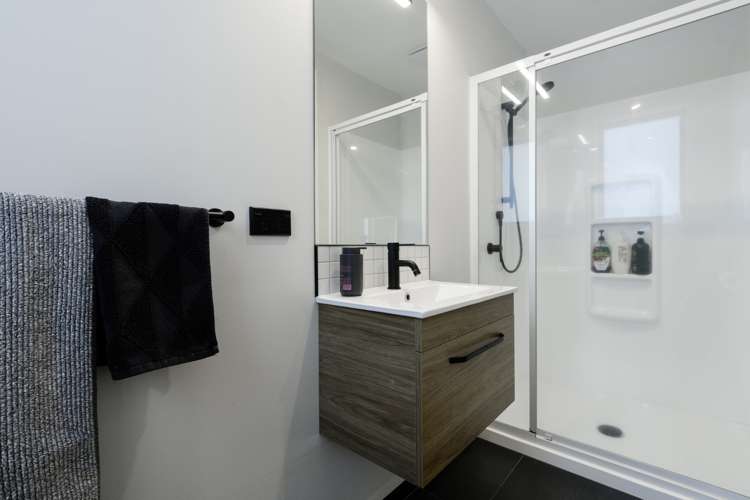 3 Gyle Place Pyes Pa_26