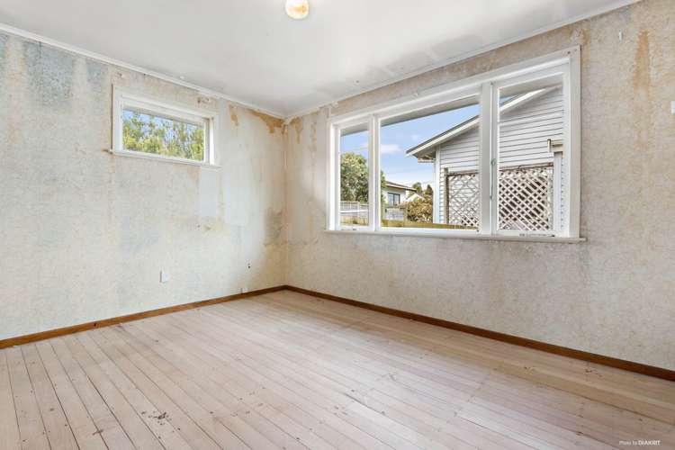 3 Taipari Road Te Atatu Peninsula_12