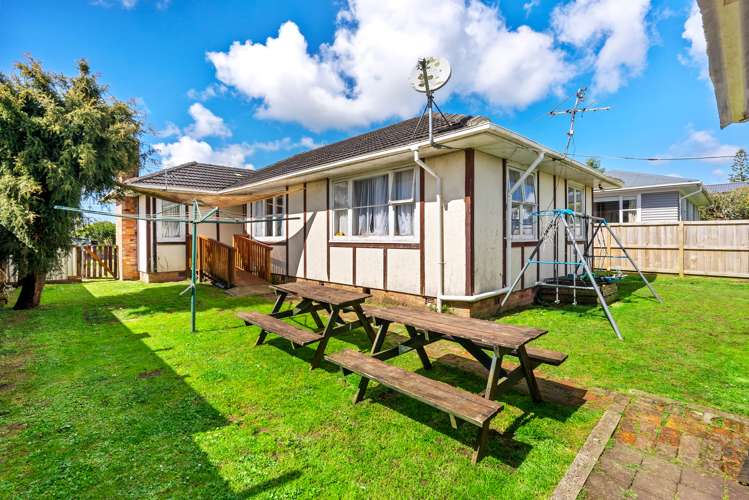 92 Gloria Avenue Te Atatu Peninsula_9
