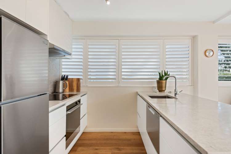 2/57 Sarsfield Street Herne Bay_4