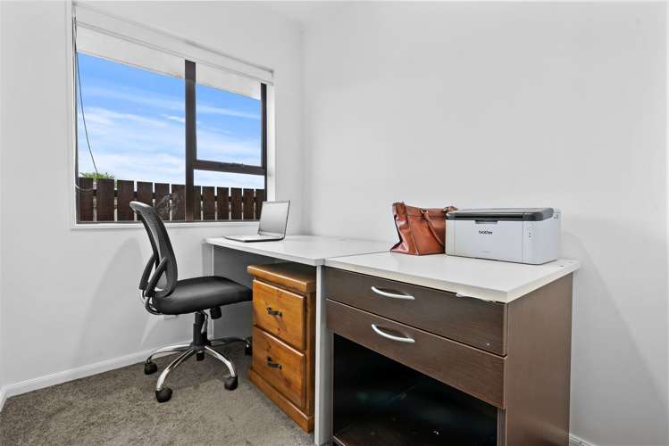 2/15 Ingram Street Papakura_6