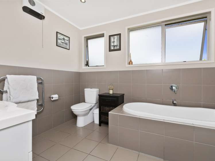 11 Stallard Place Glen Eden_10