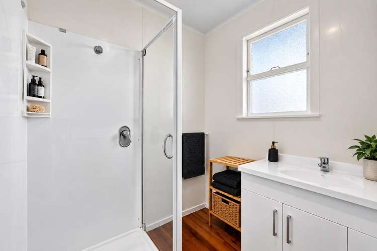 111 & 111a Puriri Street Hawera_10