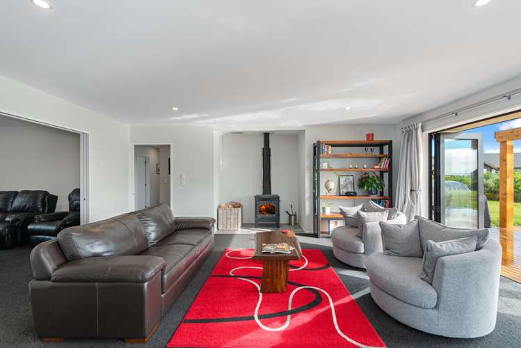 19 Landsborough Drive Darfield_5