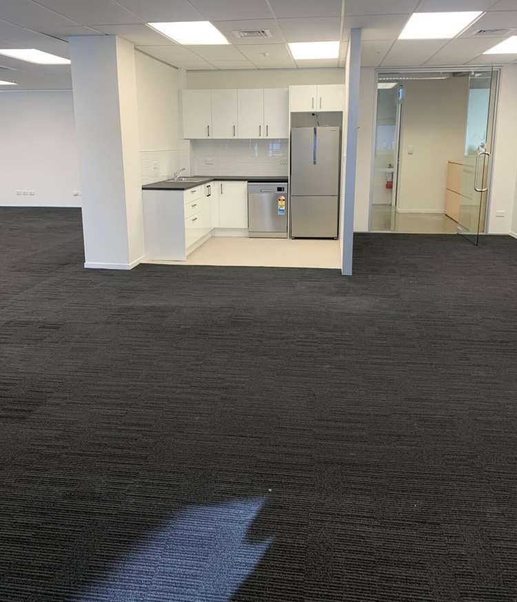 132 Hurstmere Road Takapuna_4