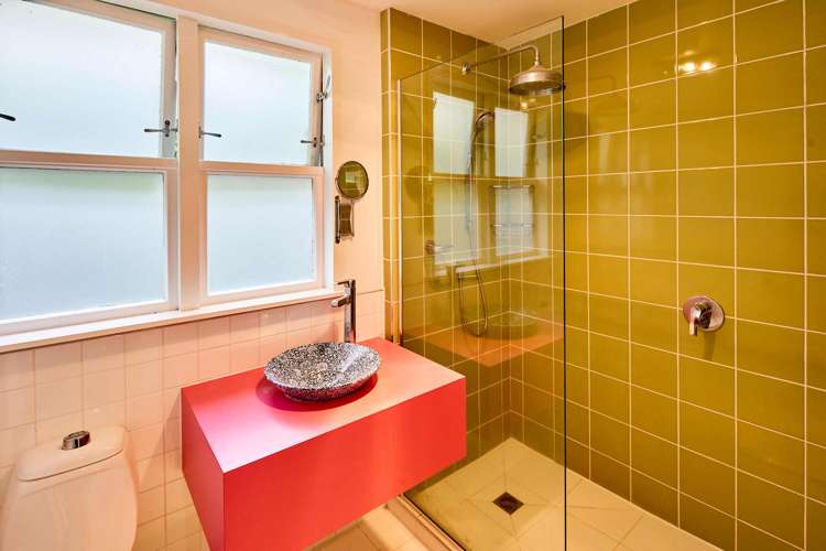 9 Toenga Road Pukerua Bay_11