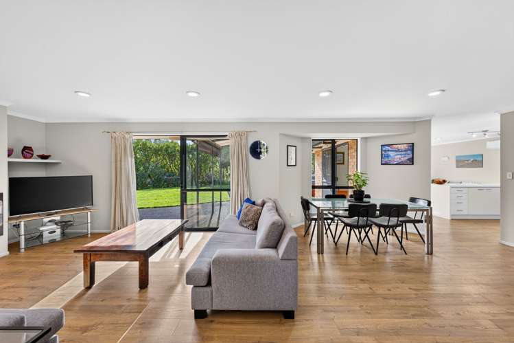 49 Terry Smyth Drive Kumeu_7