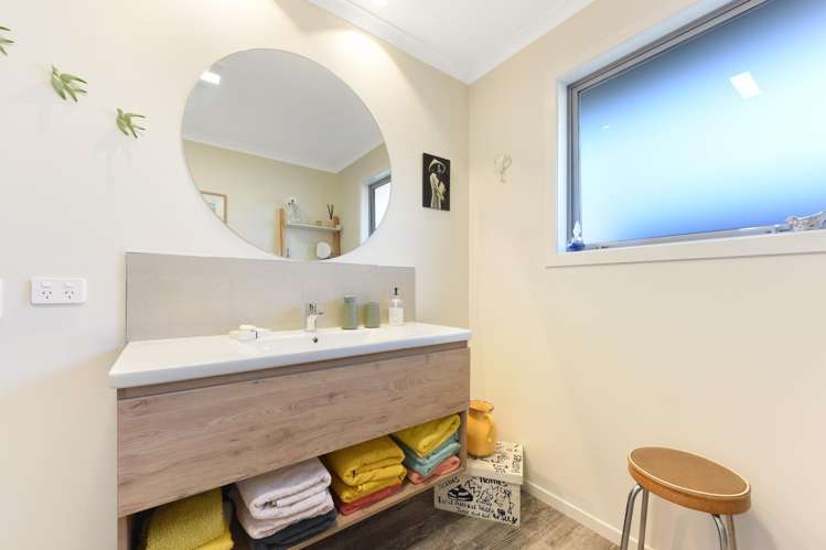 15 Midlane Crescent Richmond_17