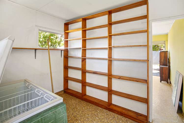 8 Cornwall Place Stoke_22