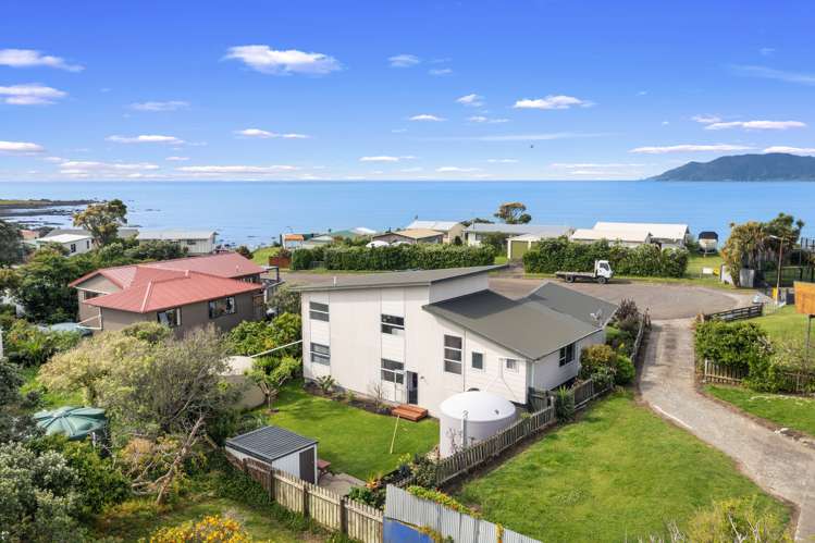 42 Otutehapari Road Waihau Bay_26