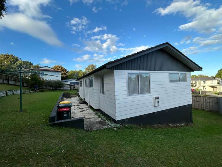 44 Clyma Place Massey_2