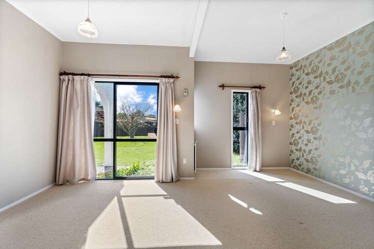 9 Windsor Avenue Te Kamo_18