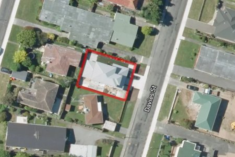 8 Davies Street_0