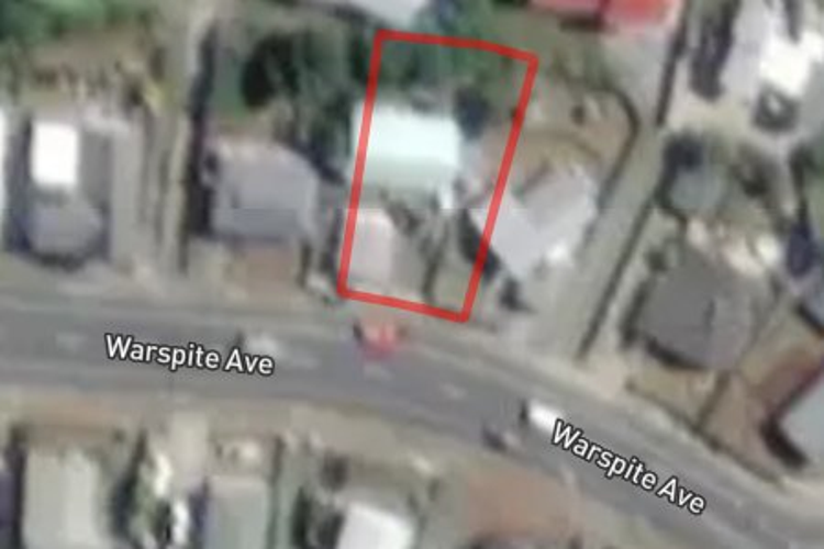 472 Warspite Avenue_0