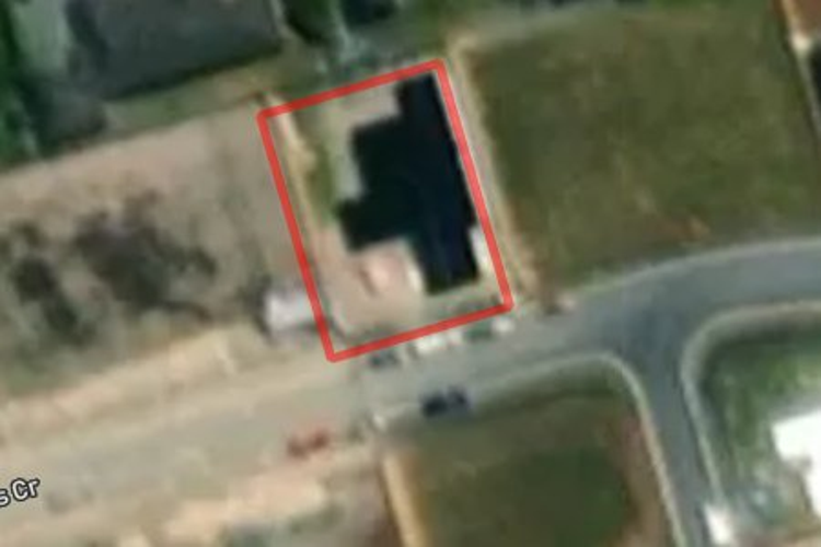 10 Lewis Crescent_0