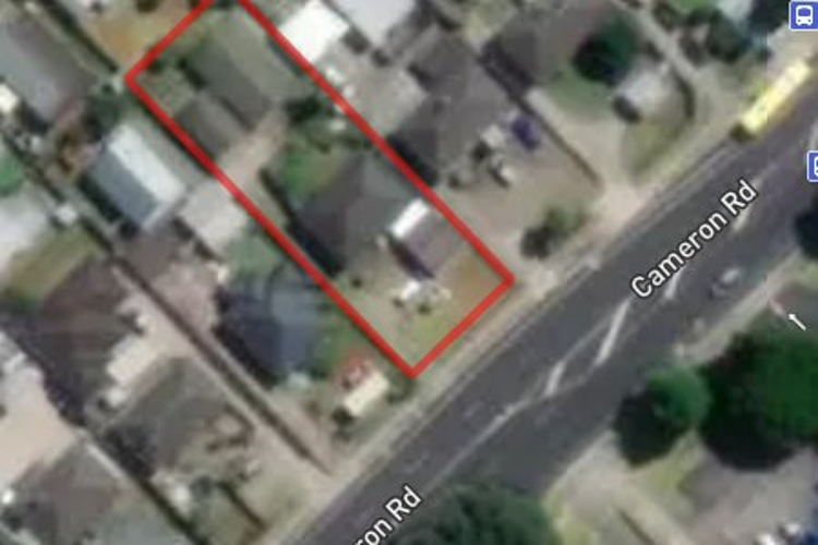 1/935 Cameron Road_0