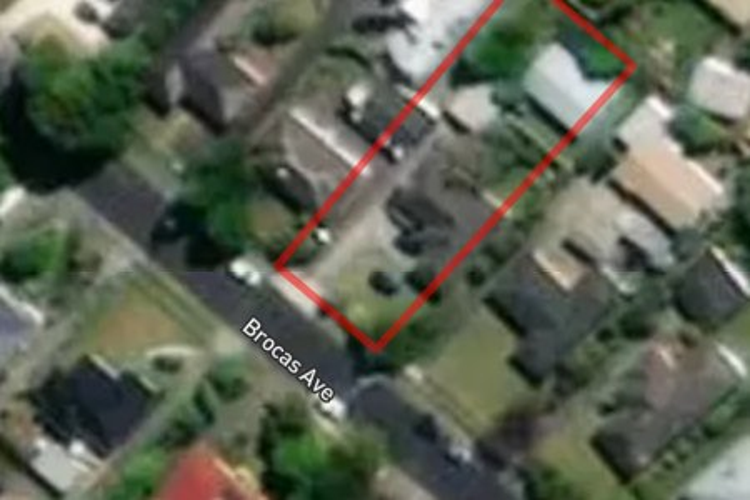 19 Brocas Avenue_0