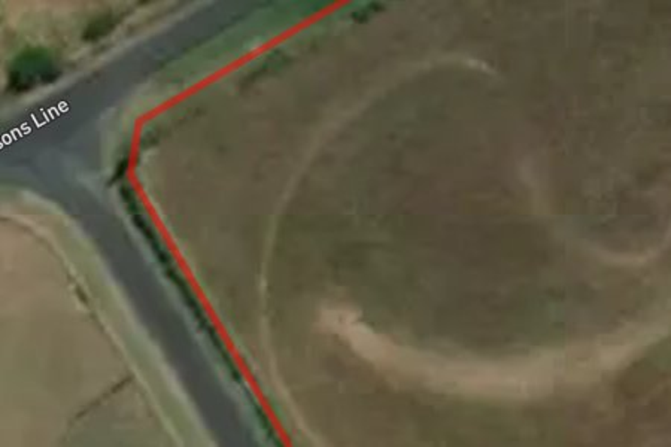 54 Hendersons Line_0