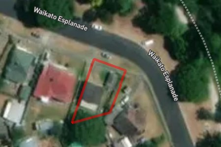 16 Waikato Esplanade_0