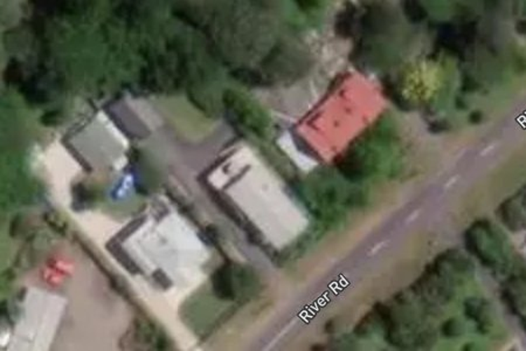 1575 River Road_0