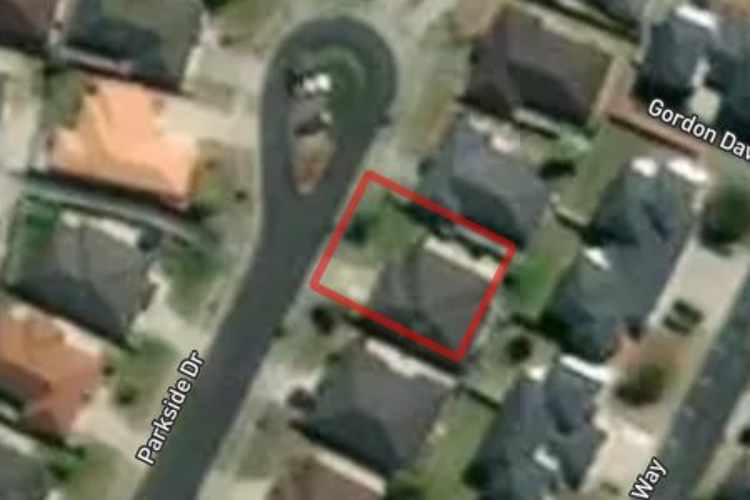 40 Parkside Drive_0