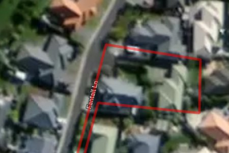 1/8 Fantail Lane_0