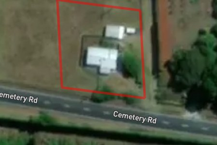 284 Cemetery Road_0