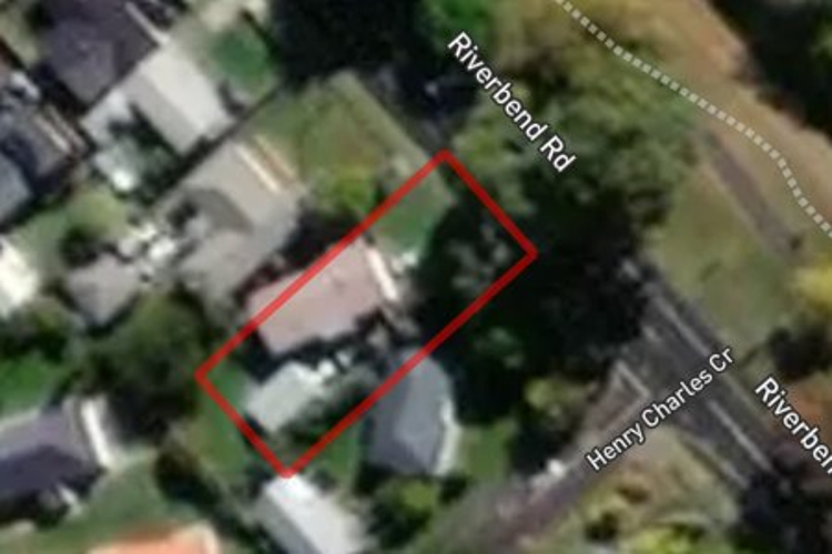 27 Riverbend Road_0