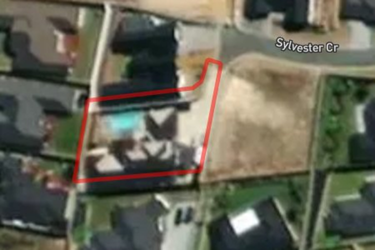 11 Sylvester Crescent_0