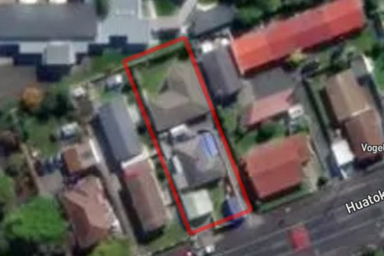 2/18 Huatoki Street_0