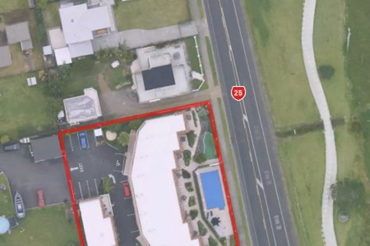 9a/71 Buffalo Beach Sh25 Road_0