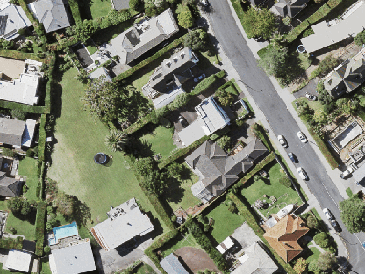 4/6 Glen Atkinson Street_0