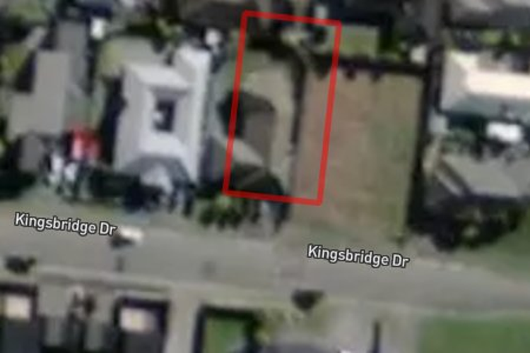 21 Kingsbridge Drive_0