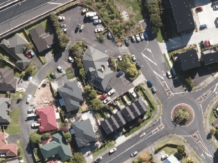 4/108 Unsworth Drive_0
